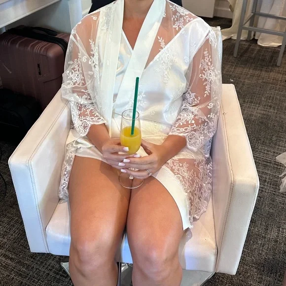 Bridal Robe - Picture 2 of 3